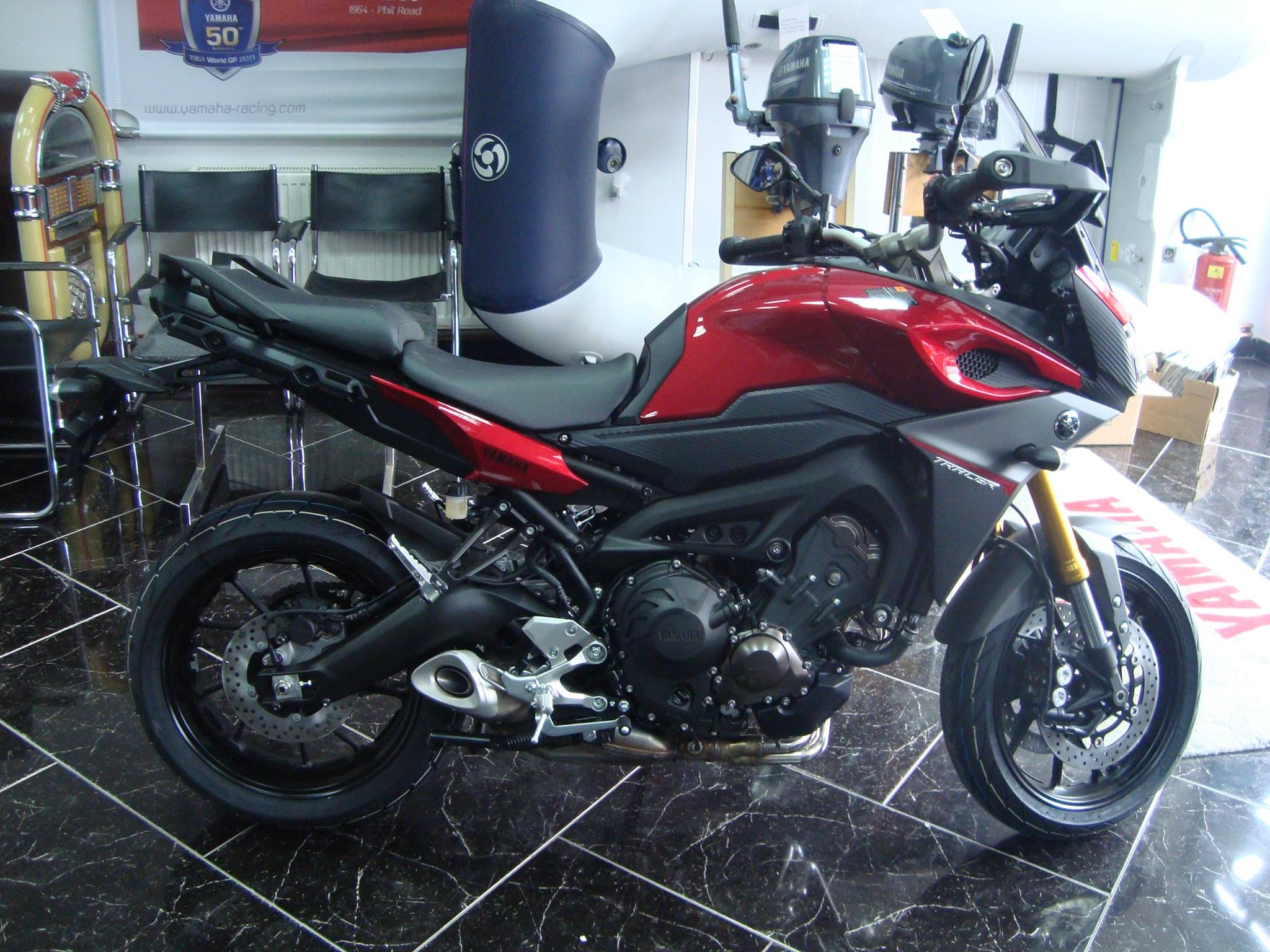 Yamaha МТ-09 Tracer 2015 Yamaha МТ-09 Tracer 2015