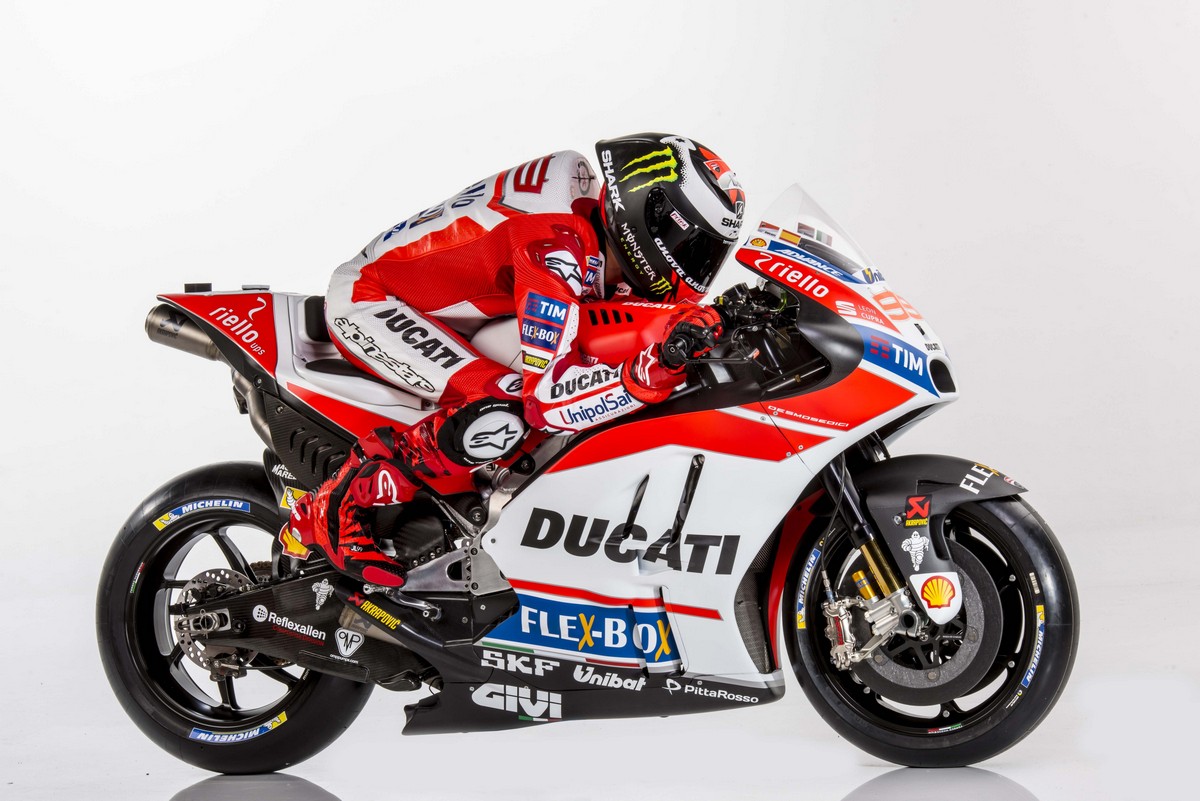 Хорхе Лоренцо за Дукати 2017 Ducati Desmosedici GP Ducati Corse MotoGP Team Launch 49