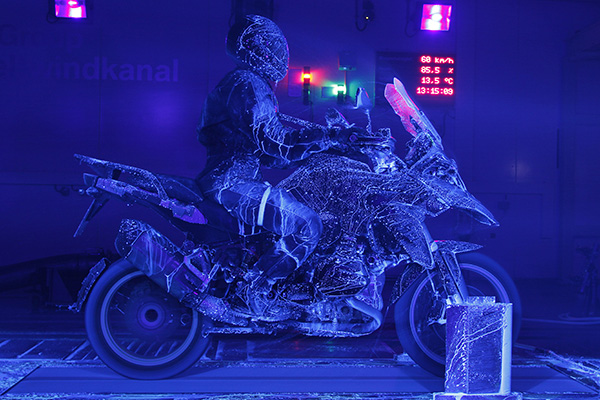 Документарец за новиот BMW R1200GS 2013 GS-Development