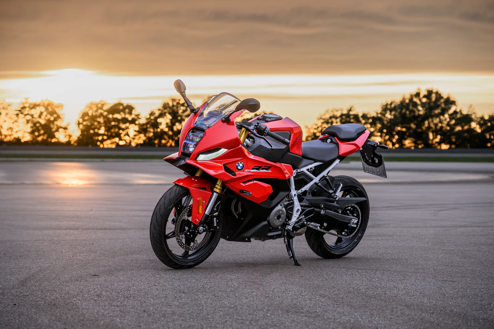 Новиот BMW F 450 RR во M Sport изведба