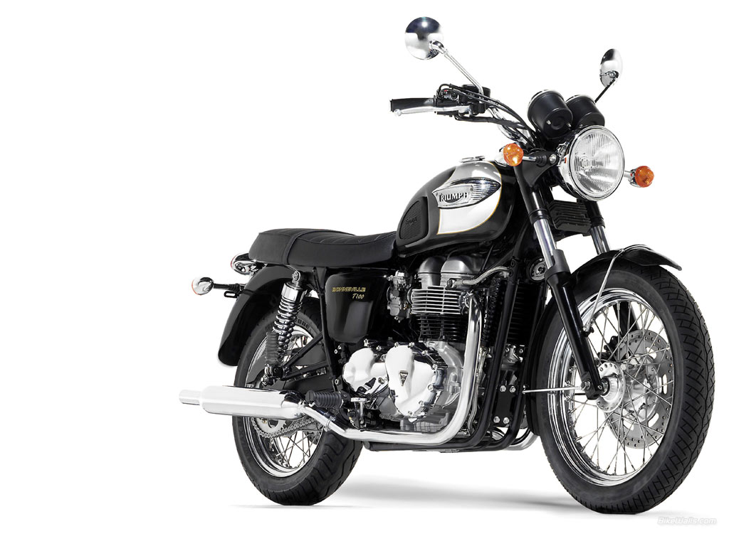 Triumph-Bonneville-T100-2004-01