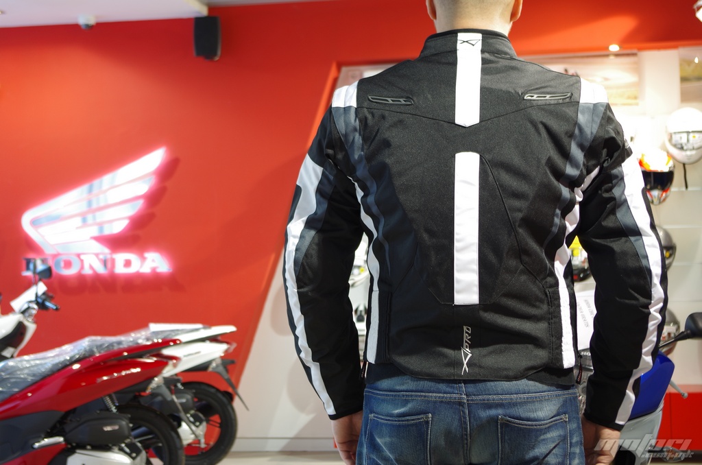 Цена од 5890 денари apro-2013-9