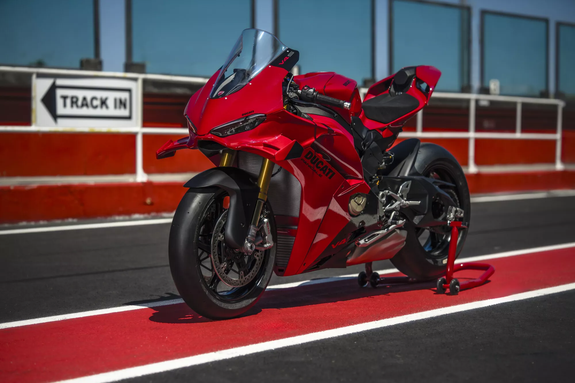 Новиот Ducati Panigale V4 2027