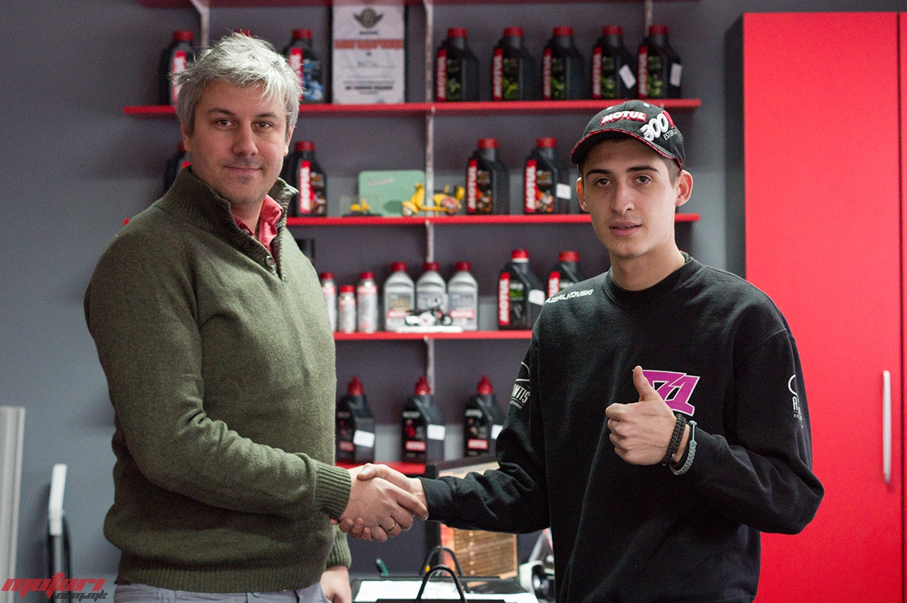 buzo motul2
