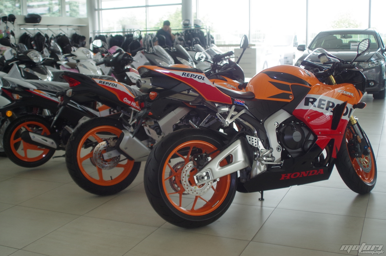 Honda CBR600RR Repsol honda 2015 3