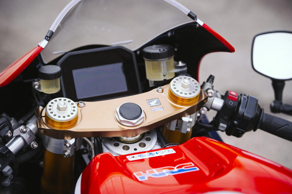 Дисплејот на RC213V-S технички е подготвен за новиот систем honda rc213v 10 g