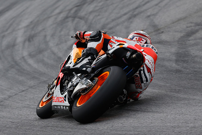Со својот импресивен стил на возење ги привлече фановите marquez-2013-Sepang-1-D2-Pic-4