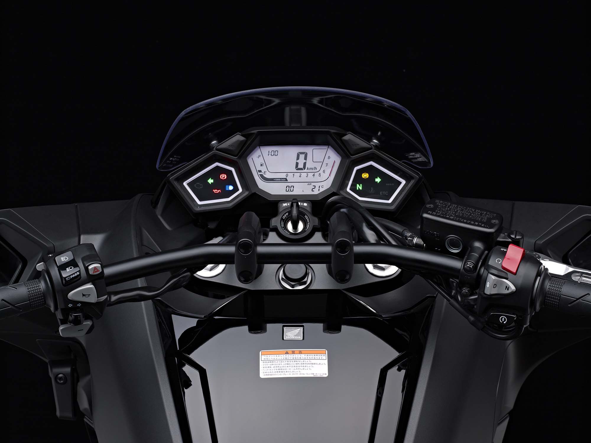 2014 Honda NM4 Vultus 13