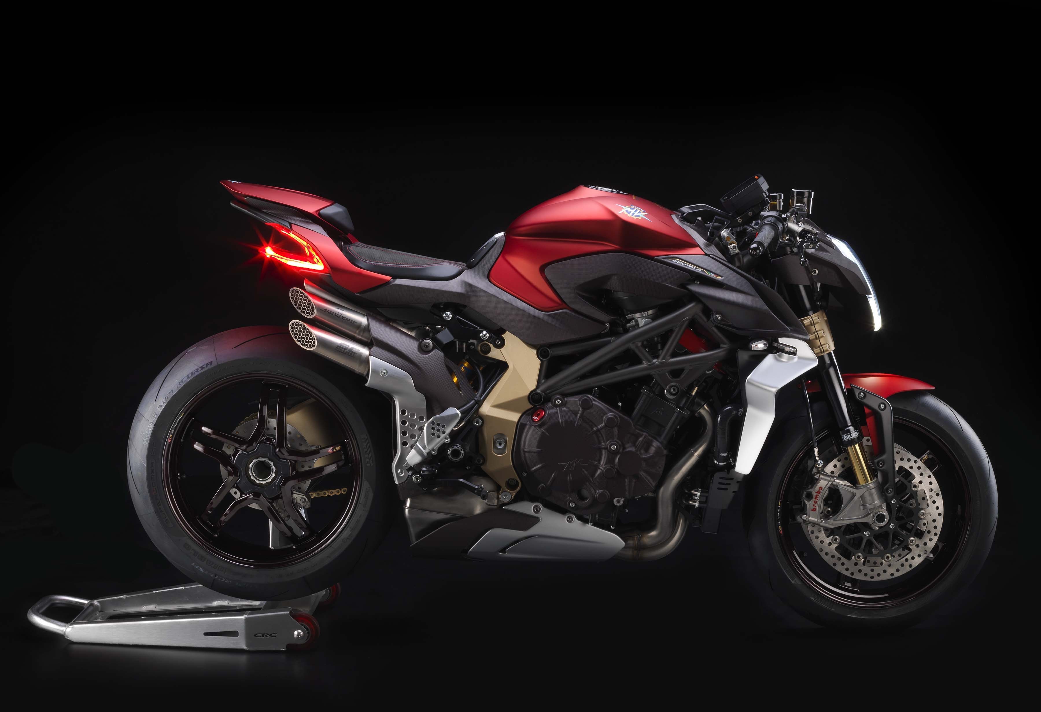 2019 MV Agusta Brutale 1000 Serie Oro 05 txt 19 07