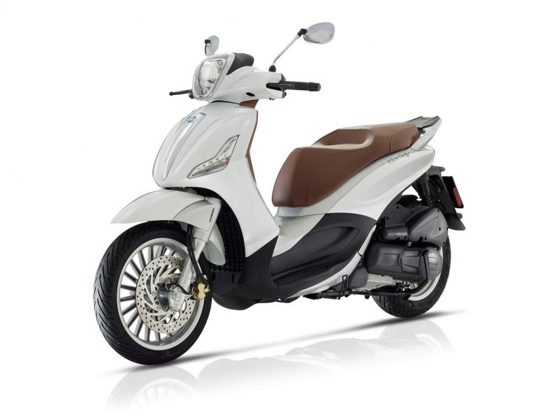 3323 04 Beverly 300 3 4 delantero izquierdo blanco