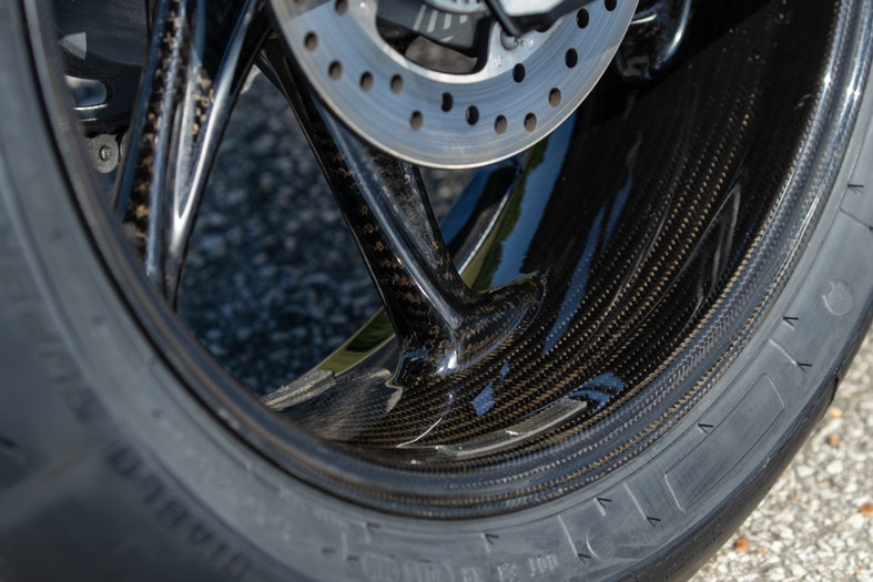 BMW S 1000 RR Review 16 txt 12