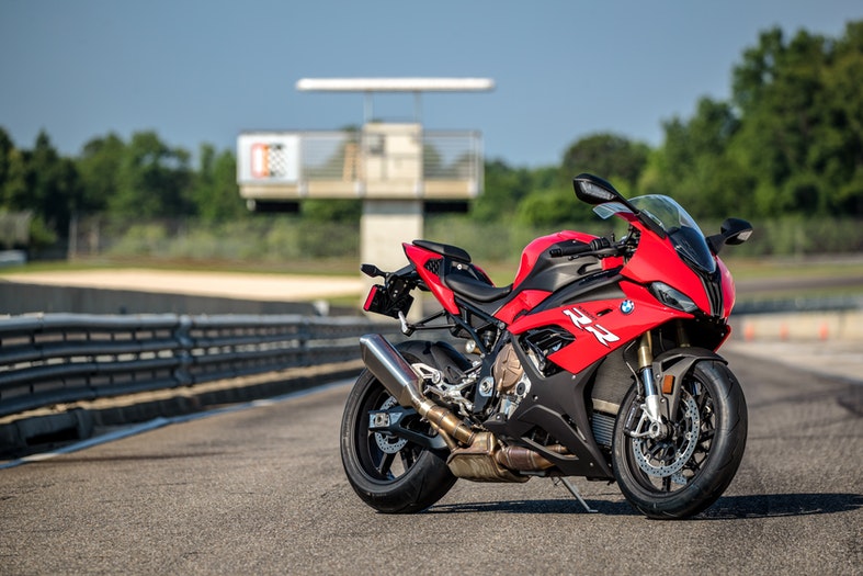 BMW S 1000 RR Review 19 txt 10