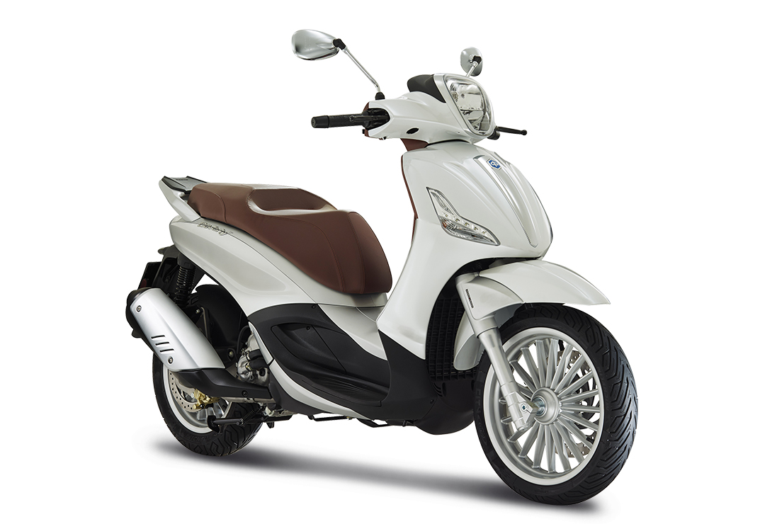 Beverly300 3 4DX Bianco copy