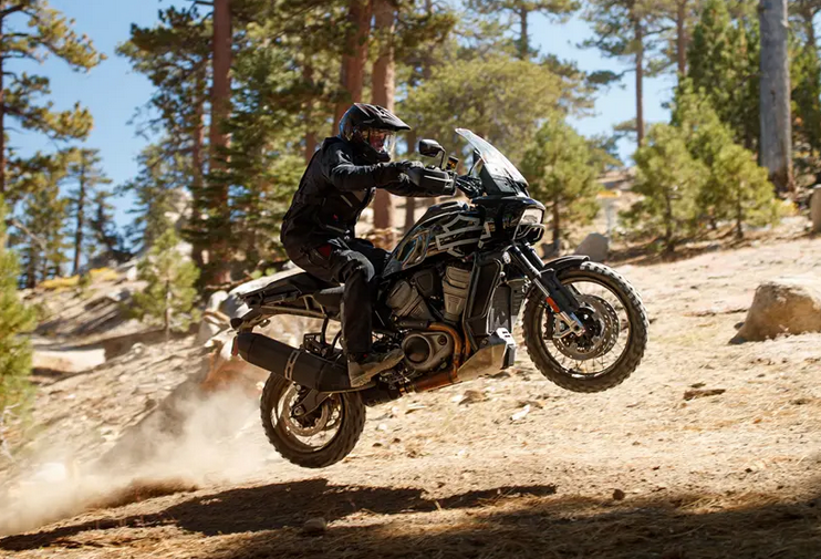 Harley Davidson PanAm 1250 txt 1