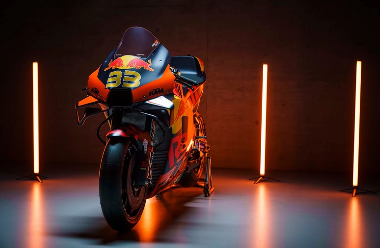 KTM MotoGP 8