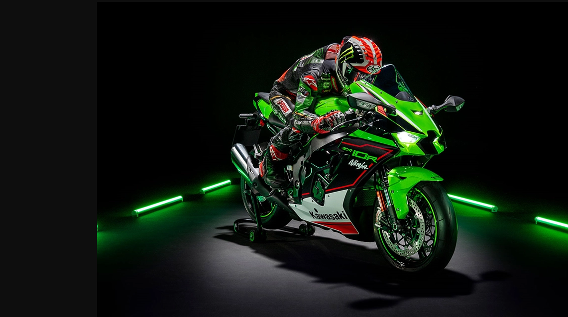 Kawasaki ZX 10R main 24 11