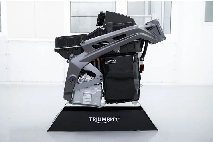 Triumph TE 1 txt 3 26 03