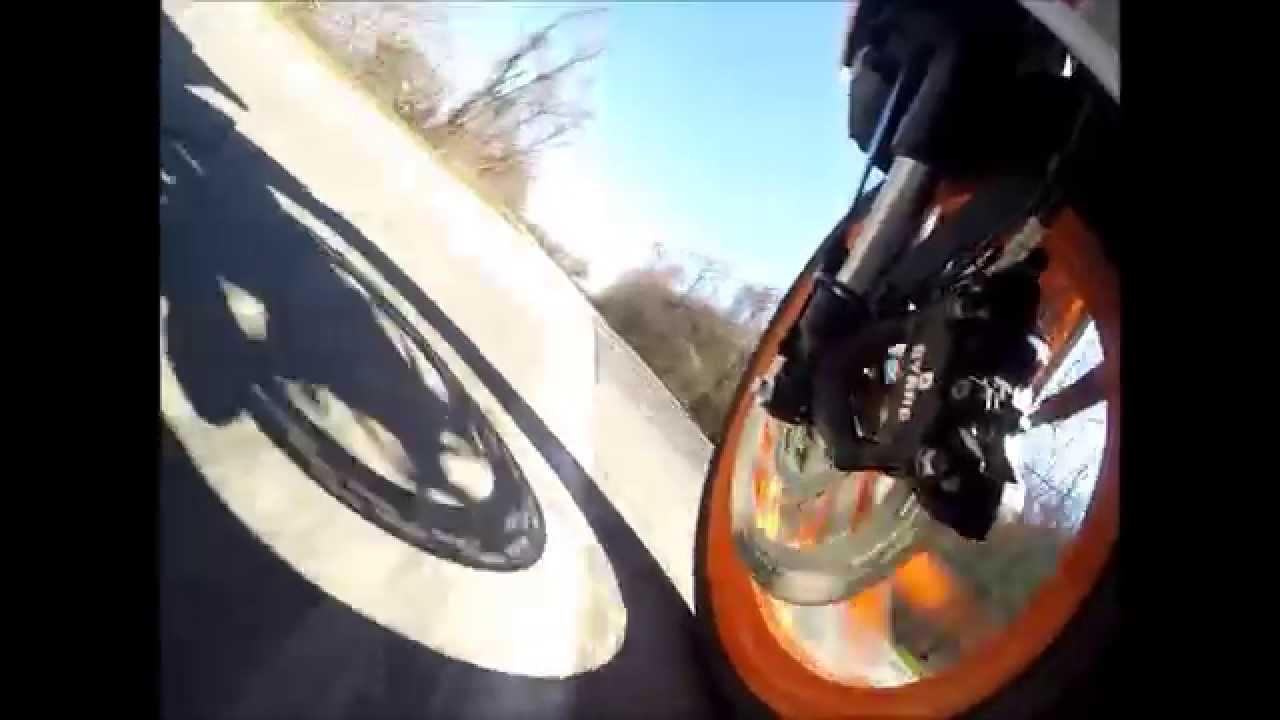 Возевме: KTM RC 390 2015