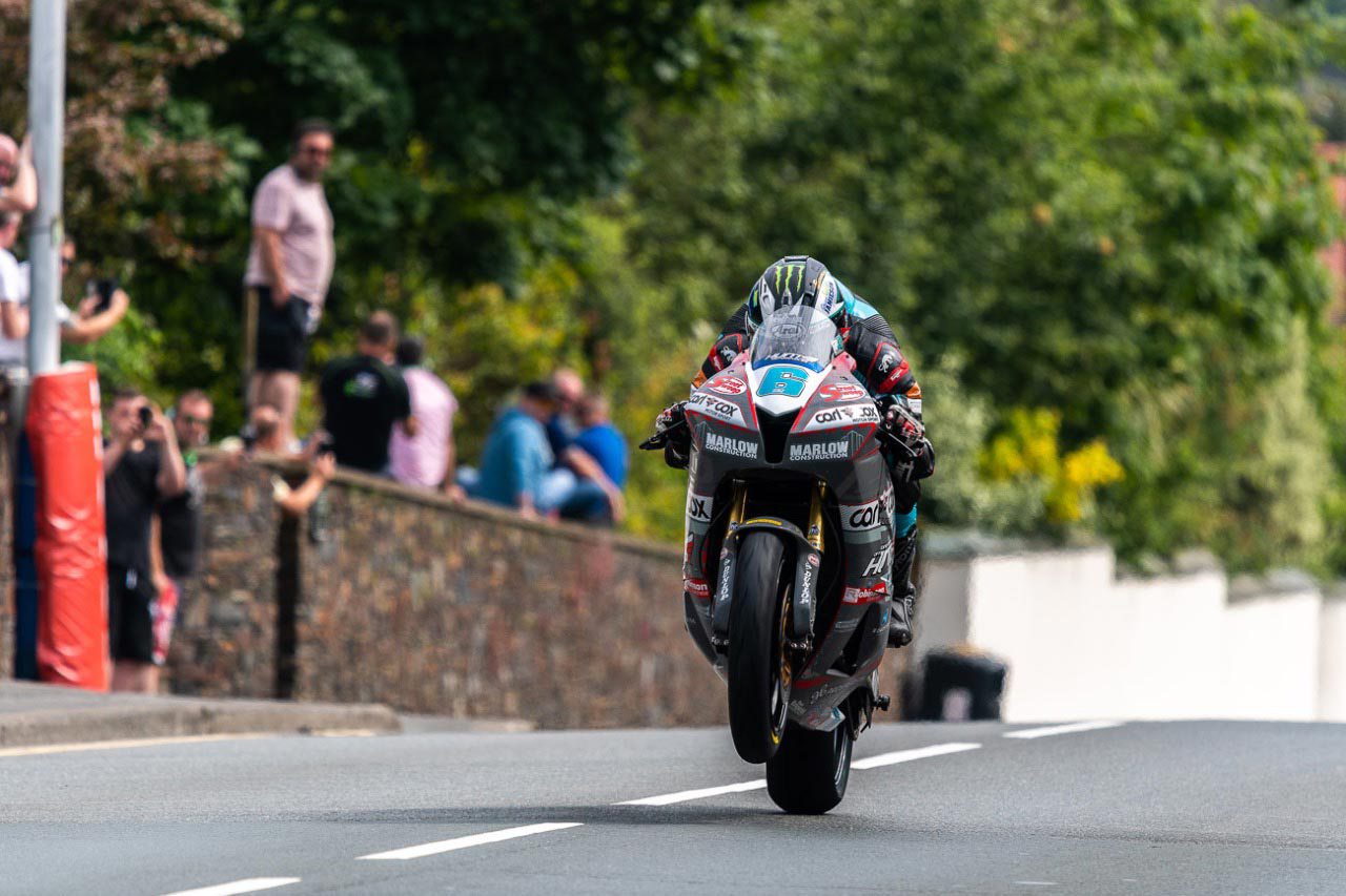 michael dunlop supersport tt iomtt tony goldsmith