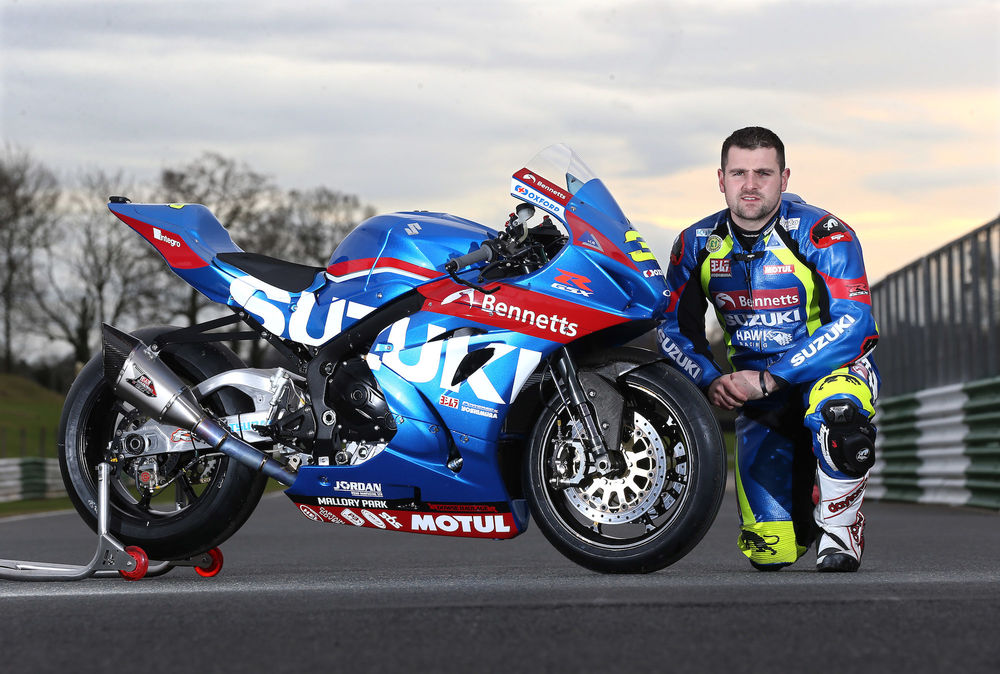 michael dunlop bennetts suzuki 1