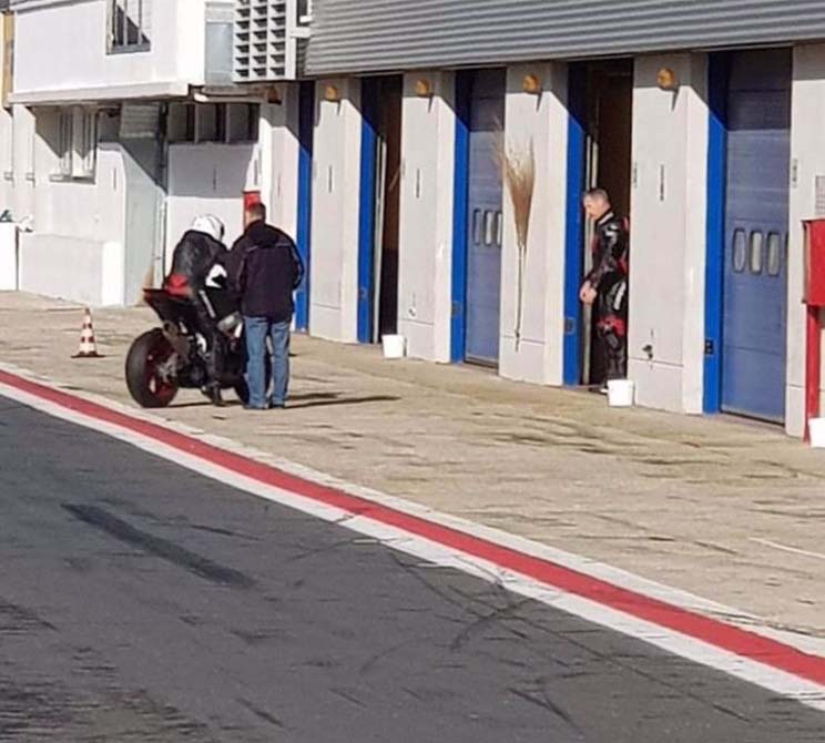 Aprilia RS 660 spy photo 01
