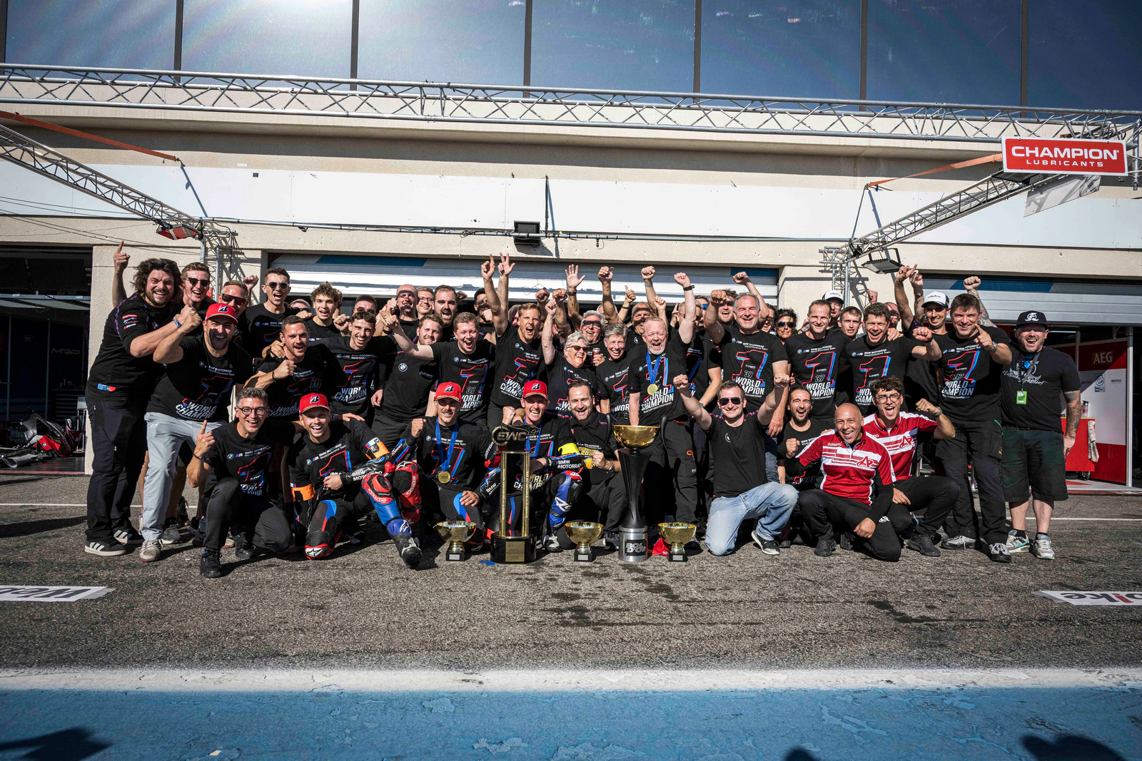 P90657184 highRes le castellet fra 17t
