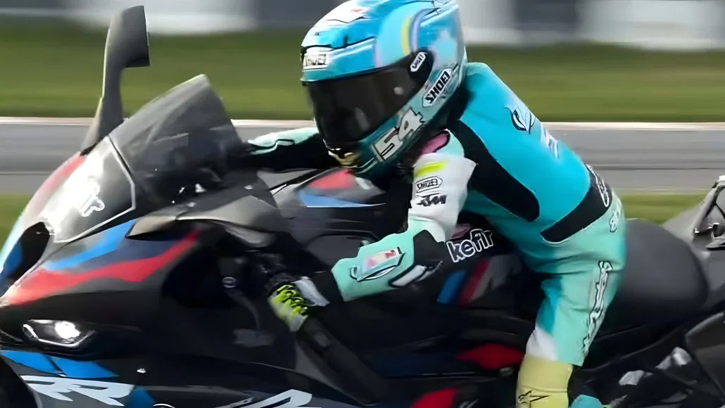 zayn sofuoglu bmw m 1000 rr 01 1030x580