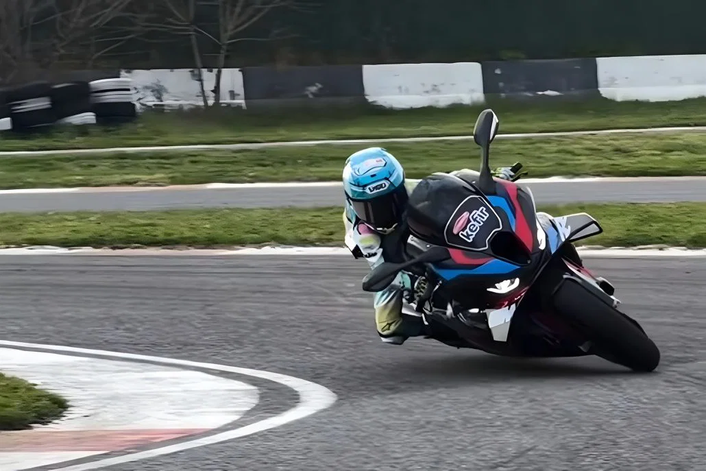 zayn sofuoglu bmw m 1000 rr 02 1030x687