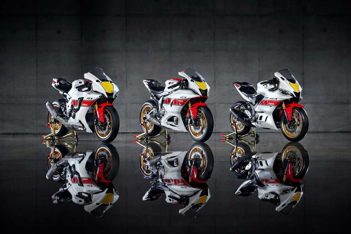 yamaha r 6 godini