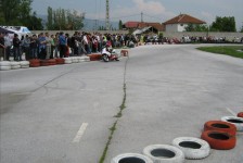 vtora_trka_so_skuteri_180_20090810_1131496984