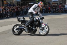 chris_pfeiffer_in_skopje_16_20101002_2042646592