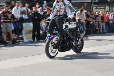chris_pfeiffer_in_skopje_25_20101002_1233963850