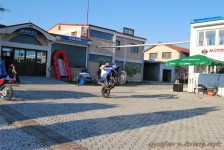 ___57_20100503_1700104379