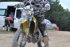 _-__148_20100426_1341947543