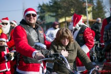 Дедо Мраз на мотор