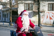 Дедо Мраз на мотор
