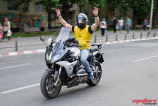 Погледни два пати, спаси живот