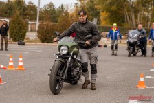 Безбедно управување на мотоцикл