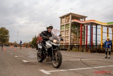 Безбедно управување на мотоцикл