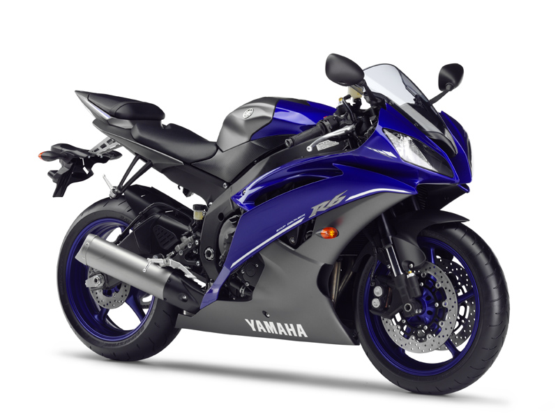 Yamaha YZF-R6R намален од 12640 на 11650 евра r6