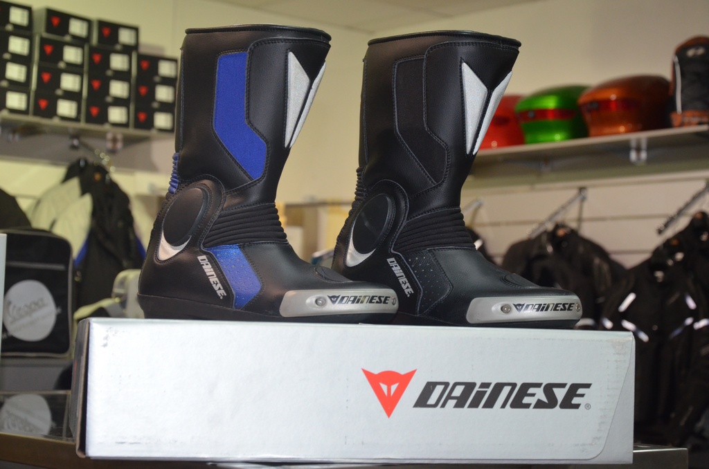 dainese-1