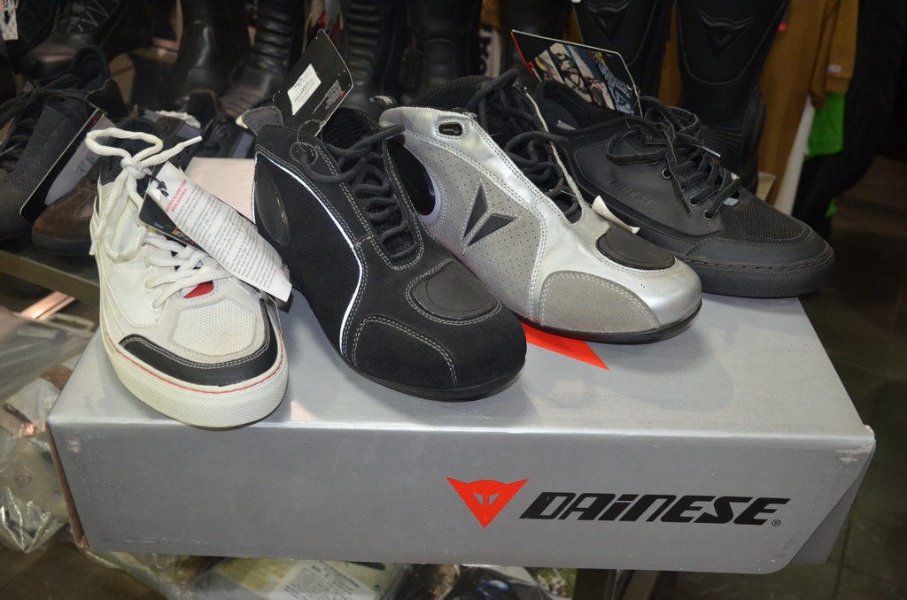 dainese-2