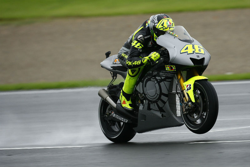 rossi-yamaha-2013